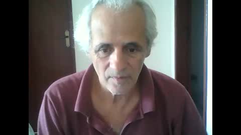 Snapshot of tuamigo8a chatting on February 18, 4:36 pm Siveomeves online show from February 18, 4:36 pm