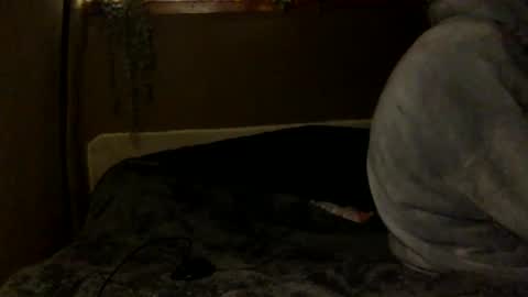 Tuhands online show from February 6, 6:02 pm