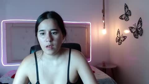 tulunaroja online show from October 20, 8:14 pm