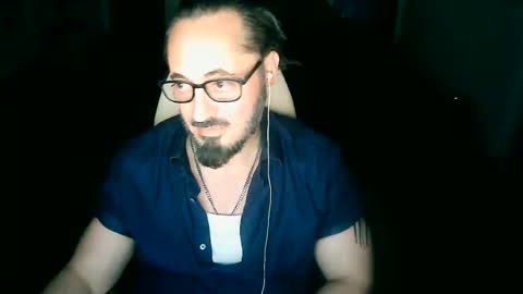 tuscan_taurus online show from April 25, 8:16 am