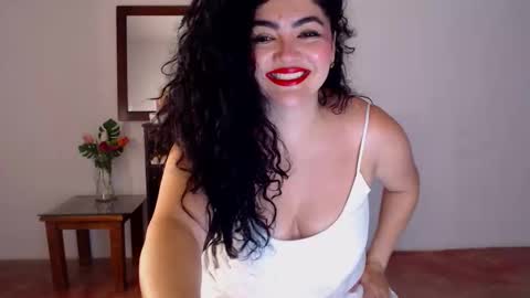 tuti online show from May 26, 1:12 am