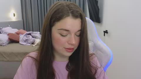 Snapshot of tutti_frutti_ chatting on March 6, 8:27 pm Ariana online show from March 6, 8:27 pm