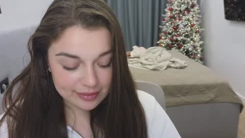 Snapshot of tutti_frutti_ chatting on January 7, 11:14 pm Ariana online show from January 7, 11:14 pm