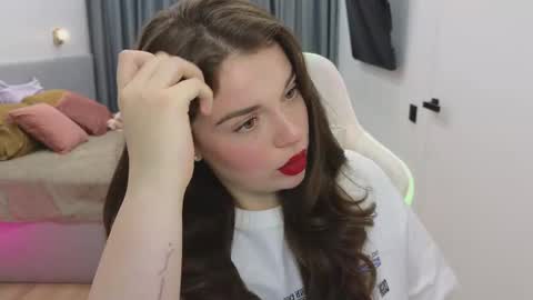Snapshot of tutti_frutti_ chatting on February 15, 9:04 pm Ariana online show from February 15, 9:04 pm