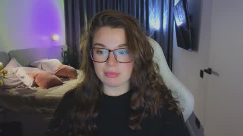Snapshot of tutti_frutti_ chatting on September 20, 8:45 pm Ariana online show from September 20, 8:45 pm