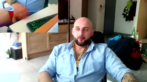 twardyidlugi online show from January 15, 9:56 am