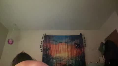 CurveyTurtleObeys online show from September 30, 5:40 am