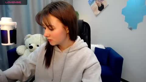 Veronica online show from March 9, 8:42 pm