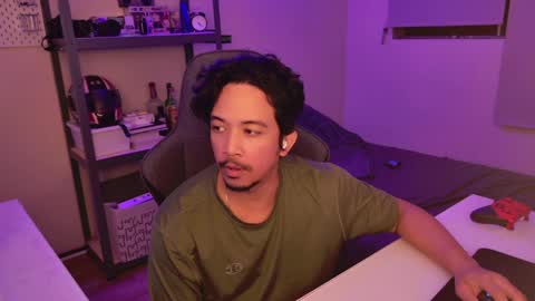iwasD3nse online show from January 11, 1:37 am
