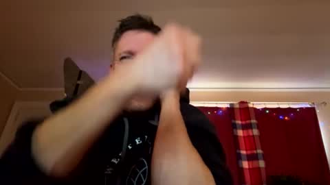 twerkandjerkk online show from February 14, 4:21 pm