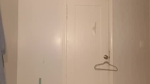 twest84 online show from October 29, 9:55 am