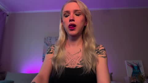 Maria 3 online show from May 23, 6:42 am