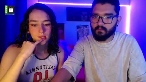 Snapshot of twinflamesxx chatting on February 20, 10:37 pm TwinFlamesXX online show from February 20, 10:37 pm