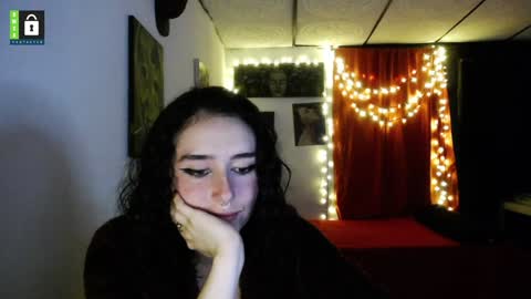 Snapshot of twinflamesxx chatting on January 14, 2:19 am TwinFlamesXX online show from January 14, 2:19 am