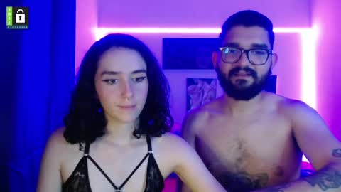 Snapshot of twinflamesxx chatting on February 9, 6:01 am TwinFlamesXX online show from February 9, 6:01 am