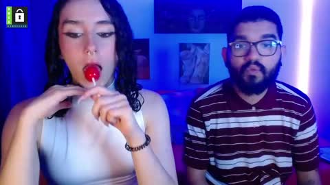Snapshot of twinflamesxx chatting on February 18, 9:21 am TwinFlamesXX online show from February 18, 9:21 am