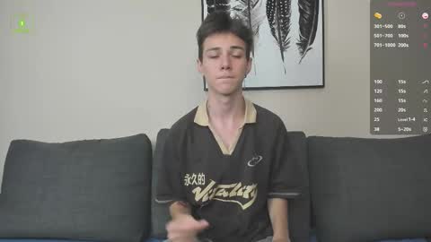 Snapshot of twinkguy_slim chatting on September 9, 4:29 pm Viego Pattel online show from September 9, 4:29 pm