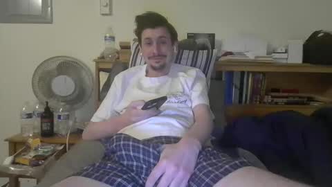 TwinkyMcgee online show from April 4, 5:58 am