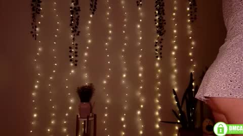 Stranger online show from October 6, 7:53 pm