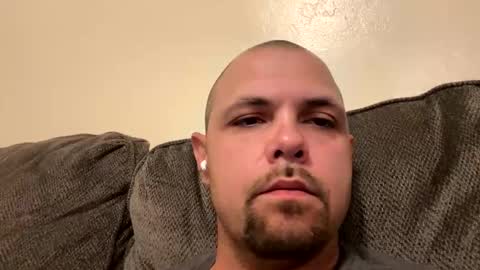 two_hands45 online show from April 19, 1:12 pm