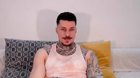 Snapshot of tyagodoll chatting on March 6, 8:05 pm tyagodoll online show from March 6, 8:05 pm