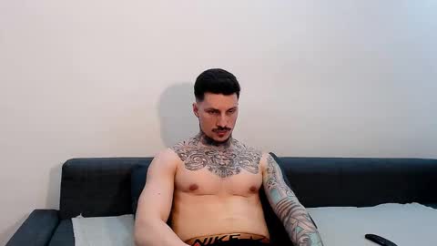Snapshot of tyagodoll chatting on January 19, 9:13 pm tyagodoll online show from January 19, 9:13 pm