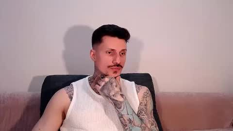 Snapshot of tyagodoll chatting on February 6, 6:56 pm tyagodoll online show from February 6, 6:56 pm