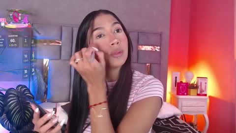 tyla_ks online show from January 16, 7:56 pm