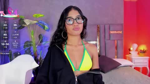 tyla_ks online show from March 6, 7:57 pm