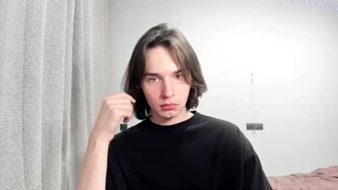 Snapshot of tyler__johnson chatting on March 8, 12:33 am Tyler johnson online show from March 8, 12:33 am