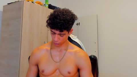     online show from January 14, 11:31 am