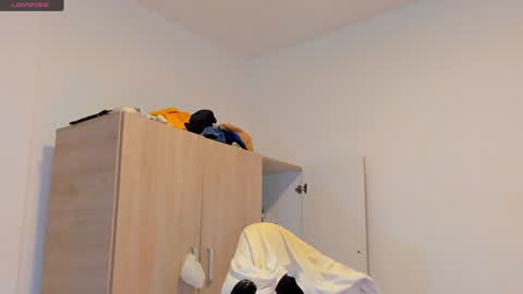     online show from January 8, 8:38 am