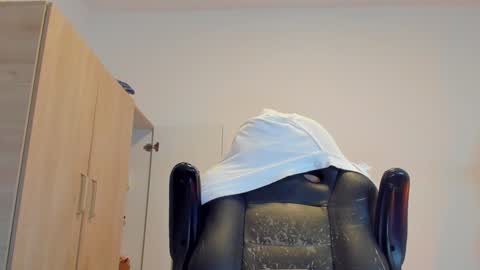     online show from January 16, 2:30 pm