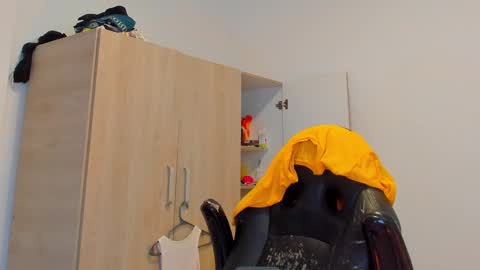     online show from February 26, 8:58 pm