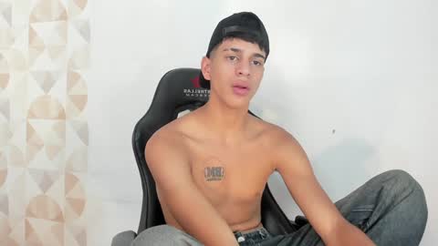 Tyler Rodriguez online show from January 27, 3:07 pm