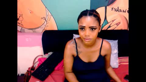 Tyra online show from October 19, 7:07 pm