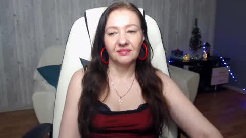 tyramories online show from December 21, 12:00 pm