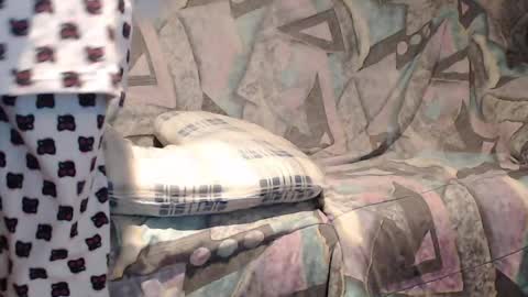 Helena and Tyson online show from January 4, 5:27 am