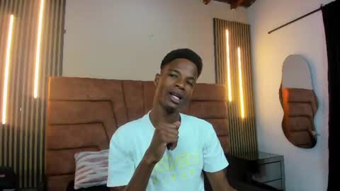 tyson_reed online show from June 25, 11:59 am