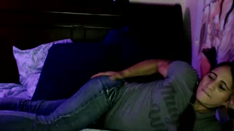 Azelia B online show from September 26, 11:51 am