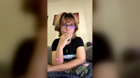 ubeflavoredcherry online show from March 15, 5:38 pm