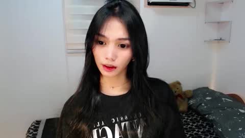 urbbgirl alliah online show from October 6, 1:40 pm