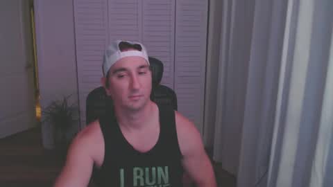 uglyduck3532 online show from December 13, 2:54 am