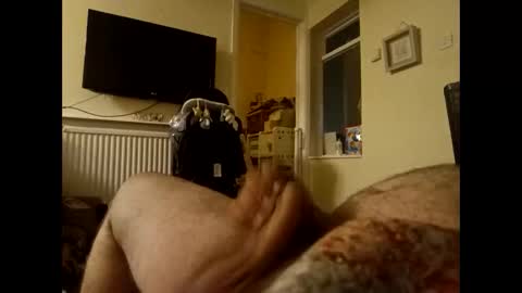 ukfilth529161 online show from October 19, 12:15 am