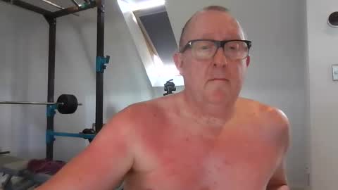 ukhotmaturefuncouple online show from May 26, 12:55 pm