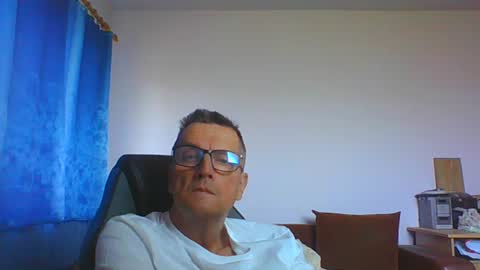 ulmeni4 online show from June 19, 7:47 am