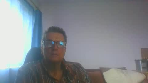 Snapshot of ulmeni4 chatting on October 24, 12:06 pm ulmeni4 online show from October 24, 12:06 pm