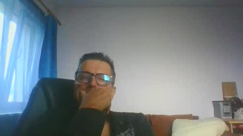 ulmeni4 online show from November 19, 2:16 pm