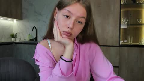 Snapshot of ultima_ma18 chatting on September 22, 7:45 am Melena online show from September 22, 7:45 am