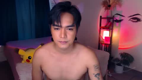Snapshot of ultimatesexytrans chatting on February 21, 8:16 pm Alex online show from February 21, 8:16 pm